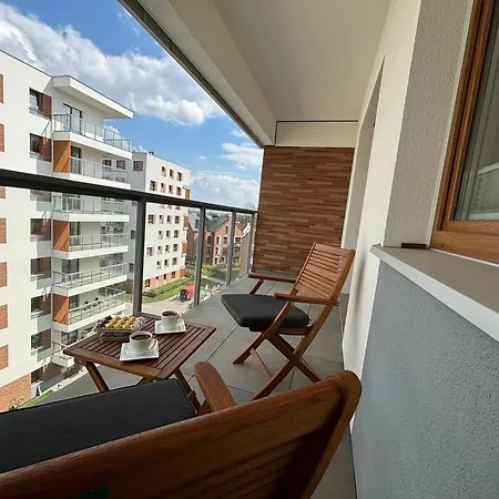 Climatic / Perspektywa / 1.5km From The Old Town *